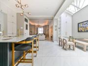 3 bedroom flat for sale