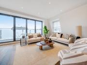 3 bedroom flat for sale