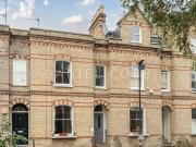 3 bedroom flat for sale