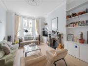 3 bedroom flat for sale