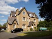 3 bedroom flat for sale