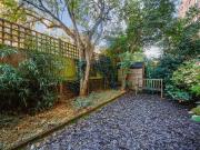 3 bedroom flat for sale
