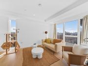 3 bedroom flat for sale