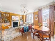 3 bedroom flat for sale