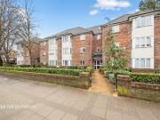 3 bedroom flat for sale