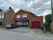 3 bedroom flat for sale