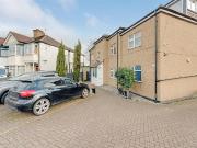 3 bedroom flat for sale