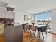 3 bedroom flat for sale