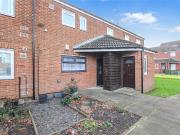 3 bedroom flat for sale