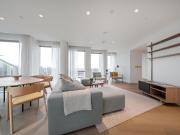 3 bedroom flat for sale