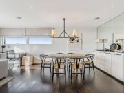 3 bedroom flat for sale