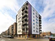 3 bedroom flat for sale