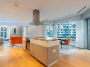 3 bedroom flat for sale