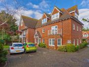 3 bedroom flat for sale