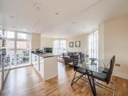 3 bedroom flat for sale