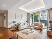 3 bedroom flat for sale