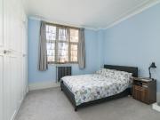 3 bedroom flat for sale