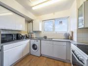 3 bedroom flat for sale