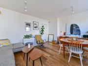 3 bedroom flat for sale