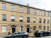 3 bedroom flat for sale