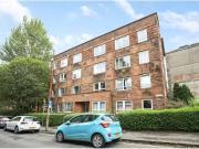 3 bedroom flat for sale, Florida Drive, Mount Florida,...