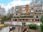 3 Bedroom Flat For Sale In Avon Way