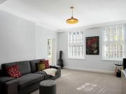 3 Bedroom Flat For Sale In Battersea, London