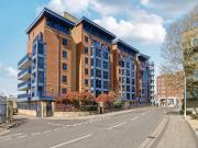 3 bedroom flat for sale in Canute Road, Southampton,...