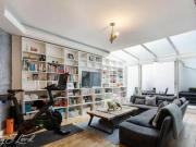 3 Bedroom Flat For Sale In Clapton
