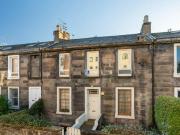3 Bedroom Flat For Sale In Edinburgh