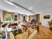 3 bedroom flat for sale in Ennismore Gardens, South...