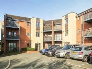 3 Bedroom Flat For Sale In Frodsham