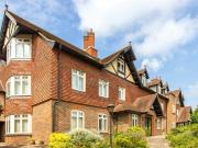 3 Bedroom Flat For Sale In Guildford