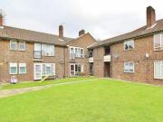 3 Bedroom Flat For Sale In Isleworth