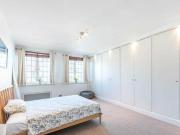 3 Bedroom Flat For Sale In Knightsbridge, London
