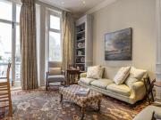 3 Bedroom Flat For Sale In London