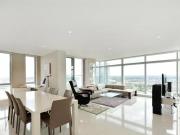 3 Bedroom Flat For Sale In Millwall