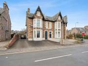 3 Bedroom Flat For Sale In Queen Street, Perth, PH2