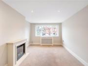 3 bedroom flat for sale in St. Ann's Hill,...