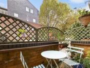 3 Bedroom Flat For Sale In Tower Hamlets, London