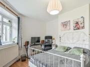 3 Bedroom Flat For Sale In Tower Hamlets, London