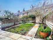 3 bedroom flat for sale in Vicarage Road, Eastbourne, BN20