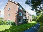 3 Bedroom Flat For Sale In Watford, Hertfordshire