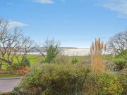 3 bedroom flat for sale in Whitecliff Road, Whitecliff,...