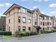 3 bedroom flat for sale, Riverside Gardens, Busby,...