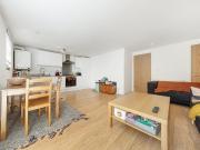 3 Bedroom Flat House to Rent 3 Bedroom Flat House to Rent