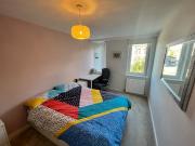 3 Bedroom Flat House to Rent