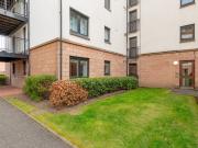 3 Bedroom Flat House to Rent