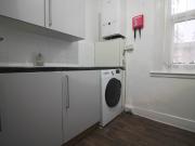 3 Bedroom Flat House to Rent