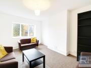 3 Bedroom Flat House to Rent 3 Bedroom Flat House to Rent